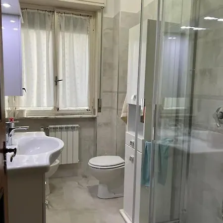 Three Close To The Sea And Services Apartman Riva Trigoso