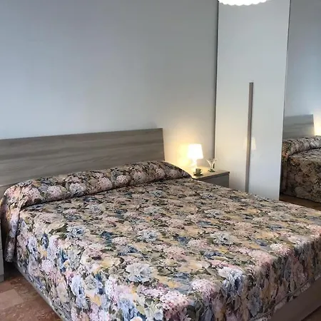 Three Close To The Sea And Services Riva Trigoso